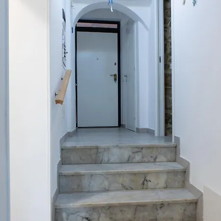 Casa Di Circe Vista Mare - Centralissima, Ad Un Passo Da Tutto Terracina Exterior photo