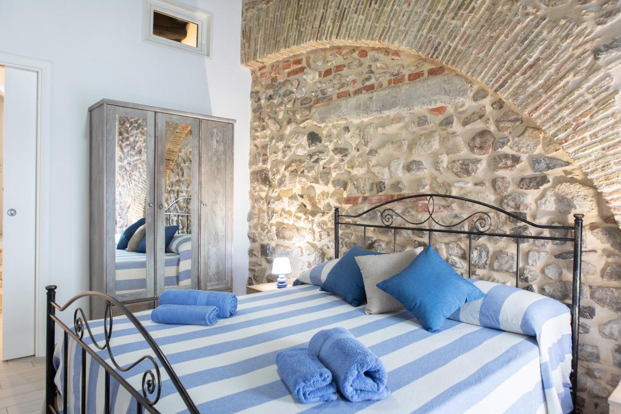 Casa Di Circe Vista Mare - Centralissima, Ad Un Passo Da Tutto Terracina